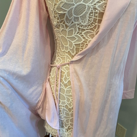 Victoria’s Secret Lightweight Cotton Robe - Picture 4 of 5